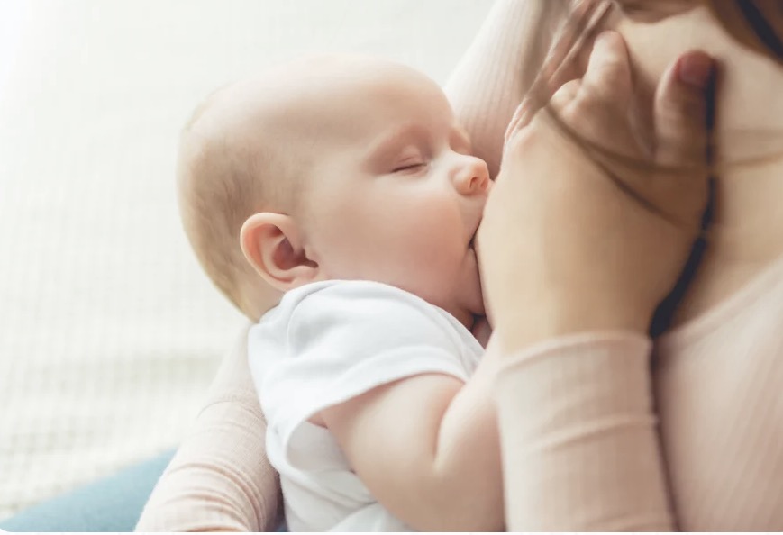 Breastfeeding with PCOS: My Story and Tips for Success